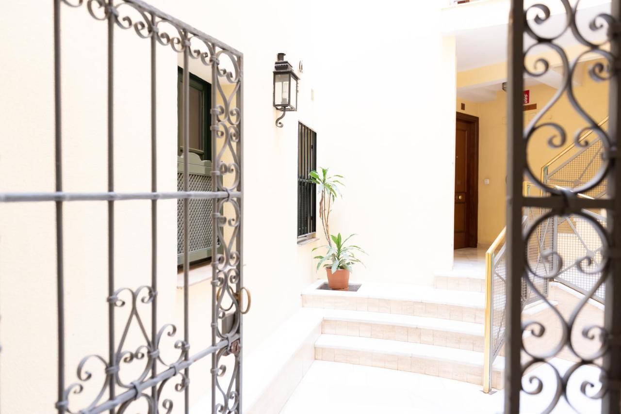 Ferienwohnung Tourist House Casa Pilatos Sevilla Exterior foto